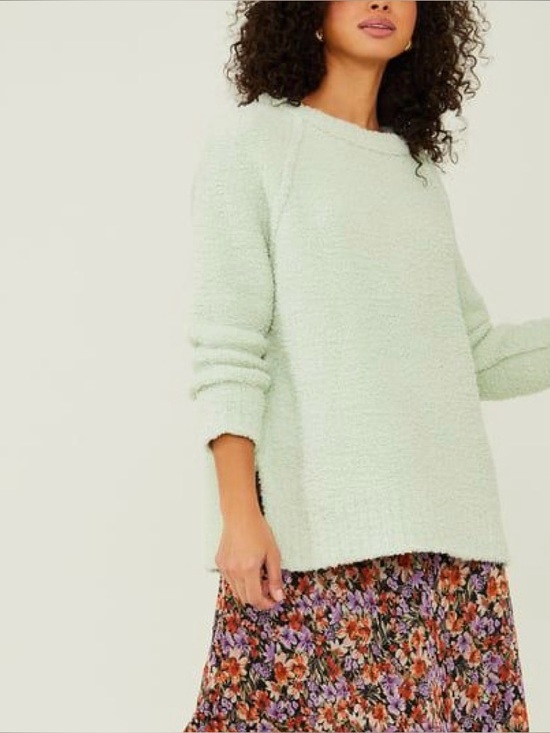 Altar'd State Sweaters - Altar'd State Women's Crewneck Sweater in Pale Gray